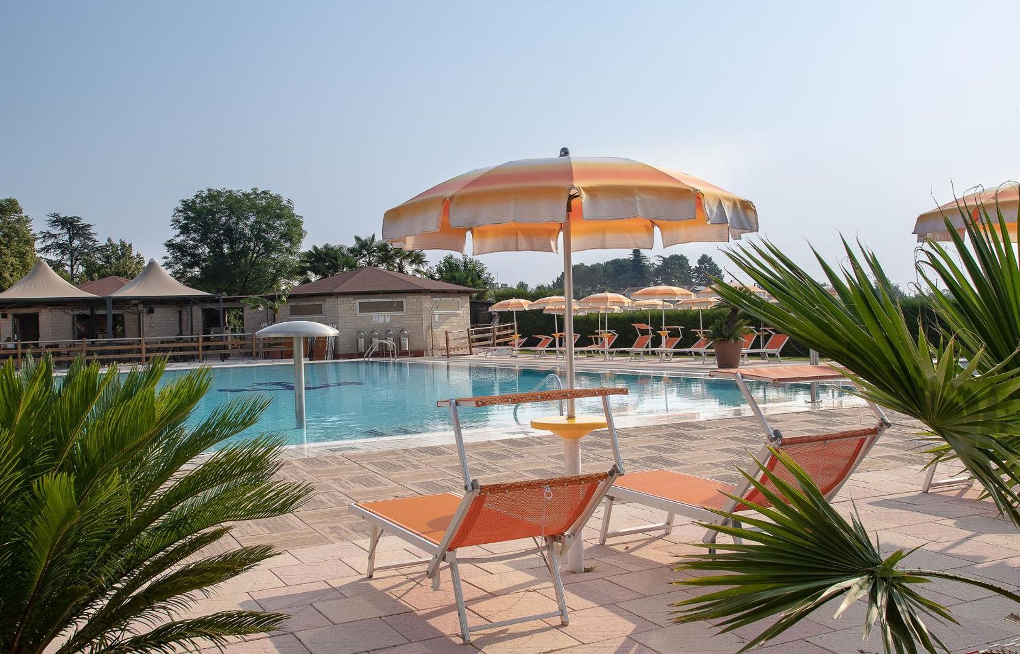Ancora Sport Resort Hotel Meolo Esterno foto